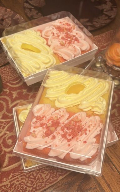 Lemon and Berry Duo Lemon and strawBerry Cake