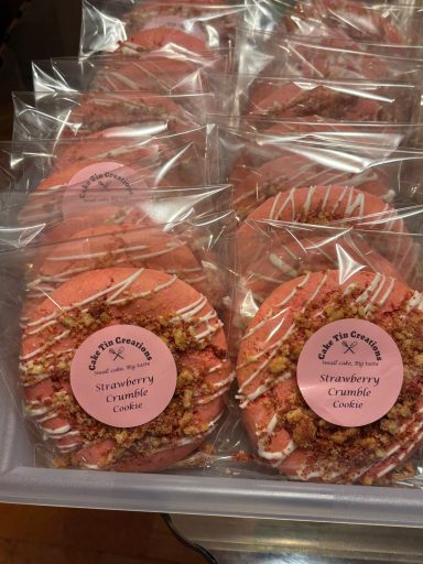 Strawberry Crumble cookie